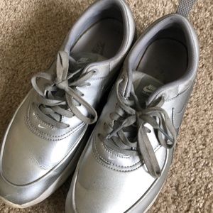 Silver Nike’s